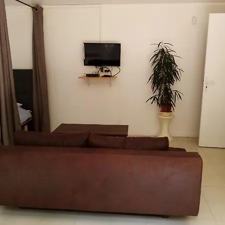 Chez Sylvie Et Amador Lägenhet *